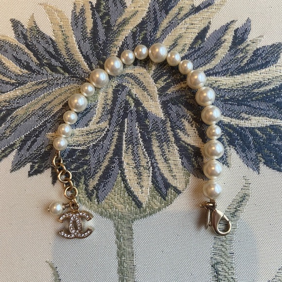 Authentic Chanel bracelet - Picture 4 of 9